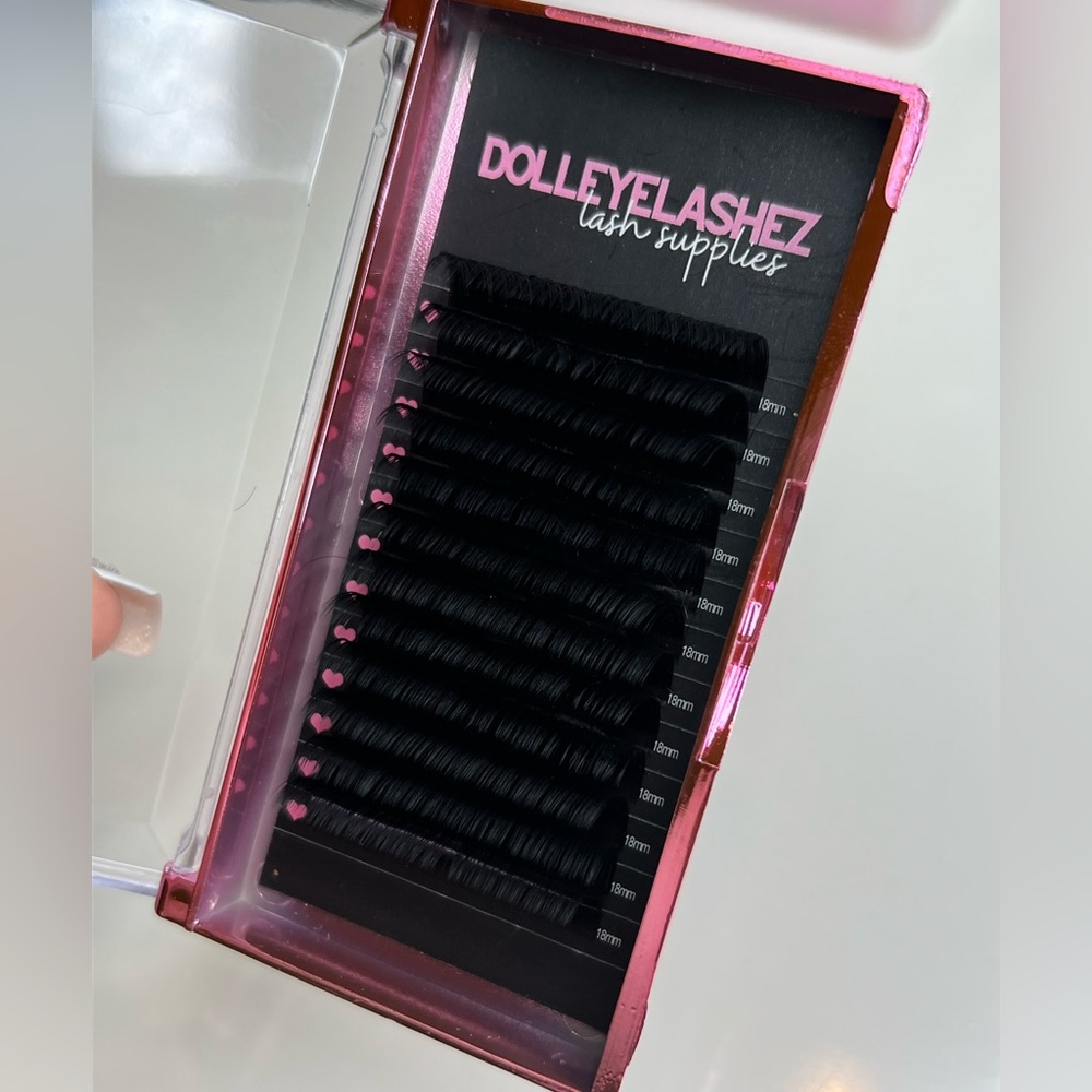 Faux Mink lashes, Eyelash Extension Supplies, Matte Black Trays